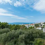 Apartment Marina Sea View & Jacuzzi Makarska